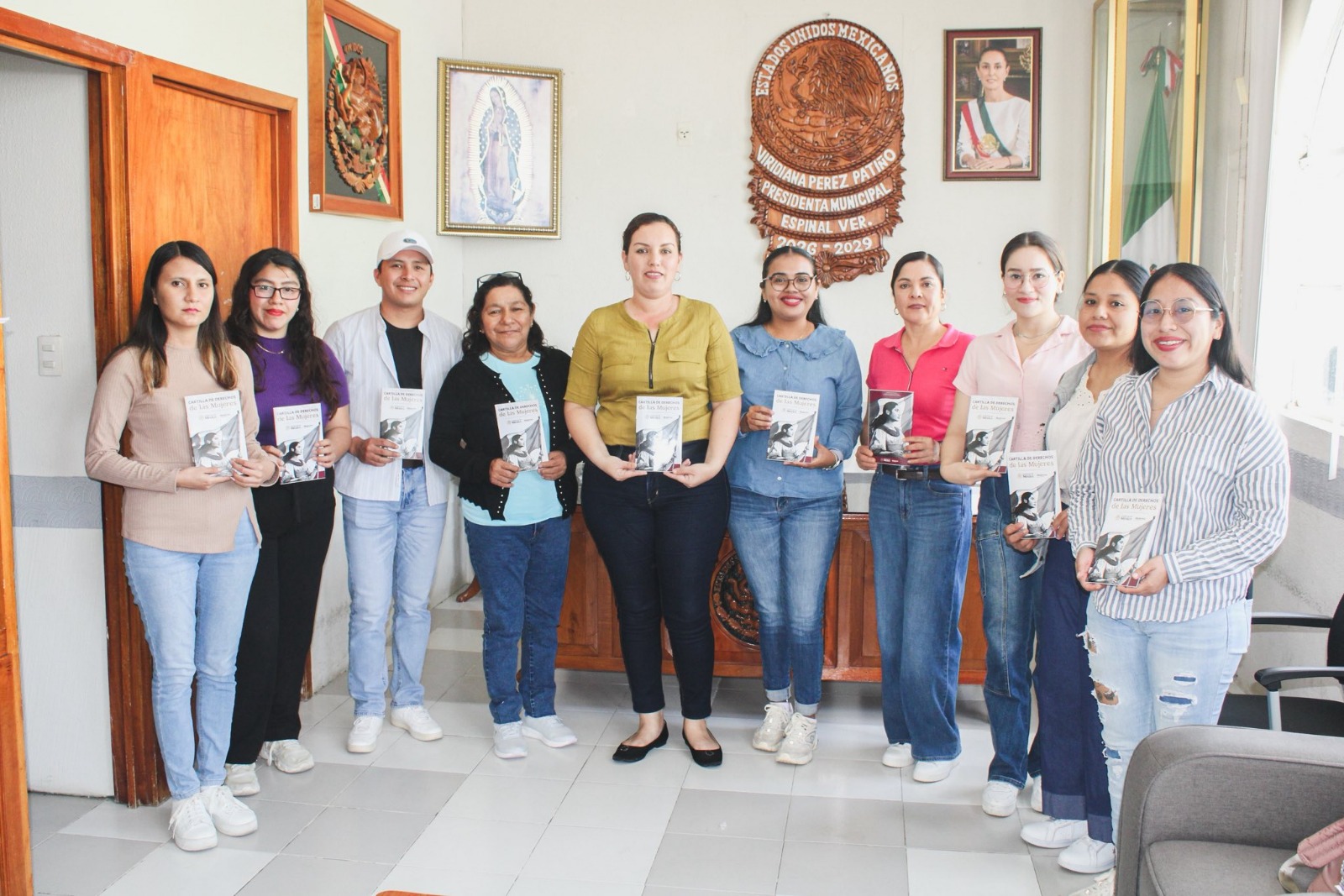 Gobierno impulsa acciones para el empoderamiento de las mujeres ...